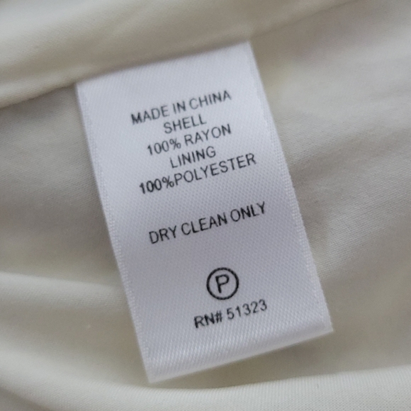 1 State Yellow Aster Garden Floral Drape Front V-neck Romper - Picture 9 of 10